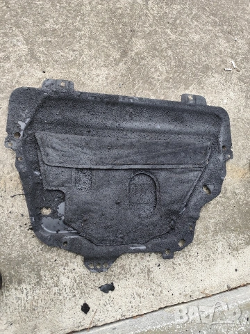 Метална кора под Двигателя-Land Rover Freelander 2 -2008г, снимка 2 - Части - 53718039