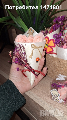 Букетчета с цветя,подаръчета за всякакъв повод, снимка 1 - Декорация за дома - 45003423