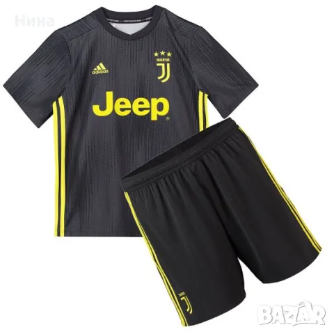 Спортен екип на Juventus от Adidas, с името на Ronaldo, снимка 3 - Детски комплекти - 49841408