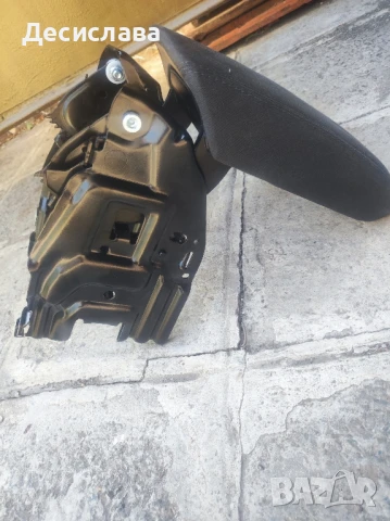 подлакътник Audi A5