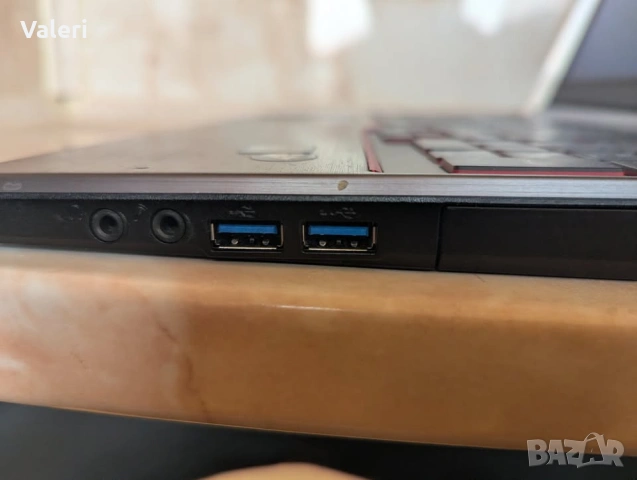 Fujitsu LIFEBOOK E756, снимка 7 - Лаптопи за дома - 53776856