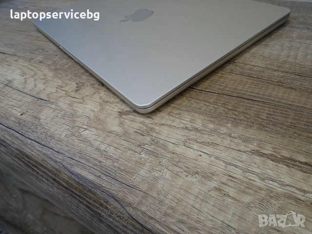 Лаптоп Apple AIR A2681 13” 8GB SSD 256GB M2 Отлично състояние, снимка 7 - Лаптопи за работа - 52597277