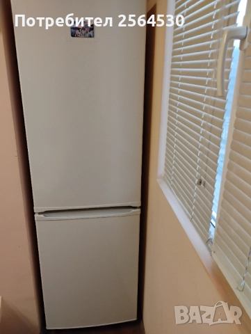 Liebherr CUP3011 хладилник с фризер за части