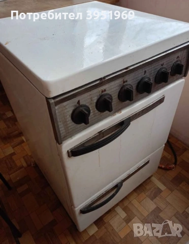 Фурна с котлони с нови ролтани