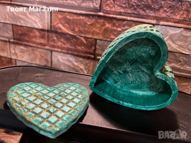 Кутийка за бижута – Ръчна изработка от акрилна смола, снимка 6 - Ръчно изработени сувенири - 52980445