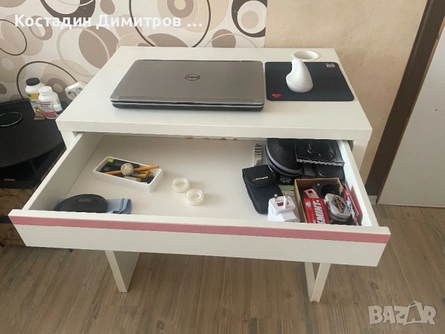 Бюро от ИКЕА MICKE Компютърно бюро, снимка 4 - Бюра - 54035799