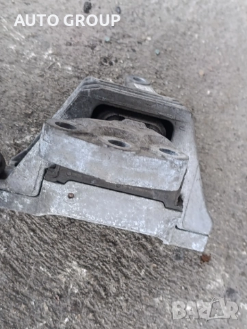 Тампон двигател Опел Инсигния, Астра, Зафира/ Opel Astra Insignia, Zafira - 13227717, снимка 4 - Части - 52684756