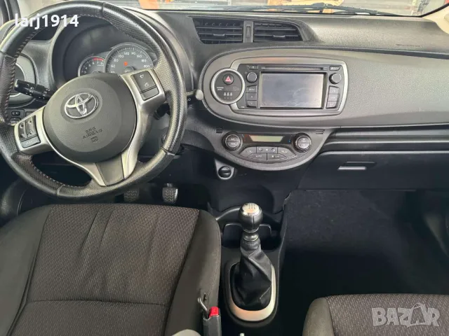 Toyota Yaris, снимка 2 - Автомобили и джипове - 47073964