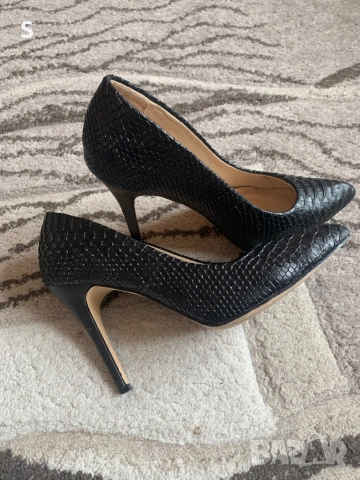 Уникални обувки 39 номер, снимка 2 - Дамски обувки на ток - 53945940