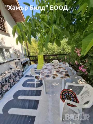 Продавам малка двуетажна къща в с.Ярославци, община Брезник, снимка 8 - Вили - 51104686