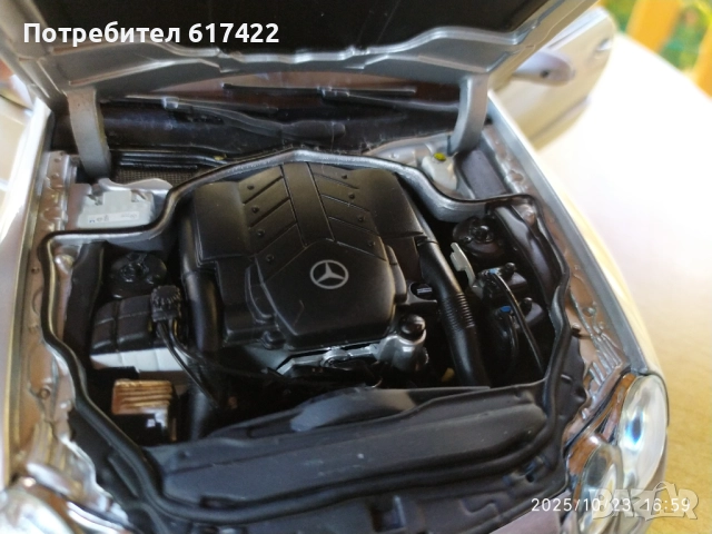 1:18 Метален модел на Mercedes-Benz SL , R230, Minichamps, снимка 15 - Колекции - 52166835