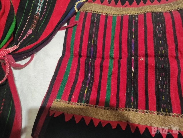 Автентични предна и задна престилка (Северняшка носия), снимка 5 - Антикварни и старинни предмети - 53135276