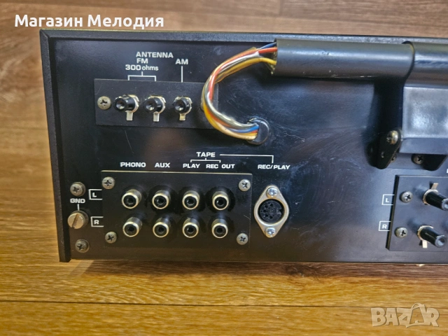Hitachi SR-302 Stereo Receiver Ресивър Усилвател с радио – Ретро класика / Vintage Audio, снимка 8 - Ресийвъри, усилватели, смесителни пултове - 52361172