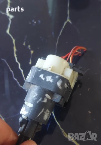 Стоп Машинка Ауди А4 Б6 - A6 C5
- VW Пасат 5
- 1K2945511, снимка 9 - Части - 50970319