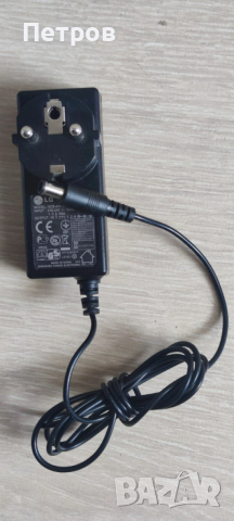 Зарядно LG 19V 1.3A, снимка 2 - Части и Платки - 54088384