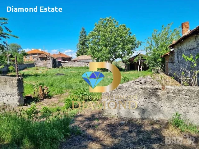 Парцел със стара къща в село Ябълково, общ. Димитровград