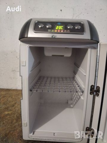 Мини хладилник Eetec LED дисплей  Model: EC0318 с обем 15 литра, охлажда до 10С°, снимка 13 - Хладилни чанти - 45275813