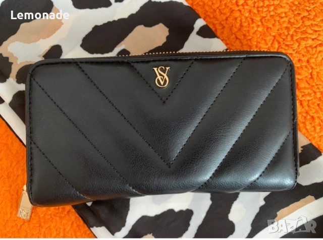 Ново портмоне Victorias Secret