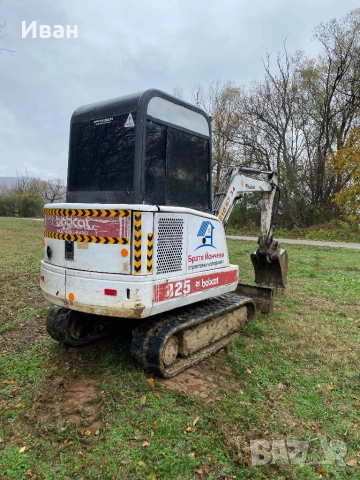 Багер Bobcat 325 3тона, снимка 2 - Индустриална техника - 53933700