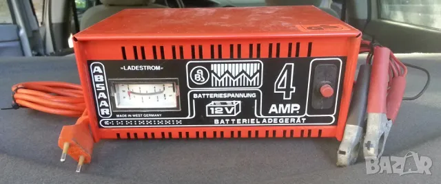 германско зарядно устройство за акумулатори 12V -4А , снимка 1