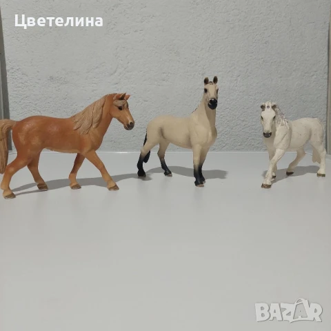 Фигурки на коне Schleich, снимка 2 - Колекции - 50885072