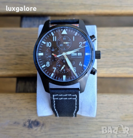 Мъжки часовник IWC Schaffhausen Pilot's Watch Chronograph с автоматичен механизъм