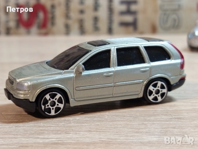 Метални автомобилчета, снимка 8 - Коли, камиони, мотори, писти - 51849296