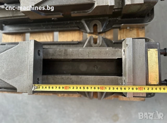 26р Хидравлично менгеме 160мм на 265мм CNC ЦПУ фреза обработващ център, снимка 3 - Други машини и части - 51020024