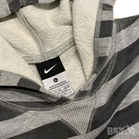 Оригинално мъжко горнище Nike Retro Swoosh | S размер, снимка 4 - Суичъри - 47090267