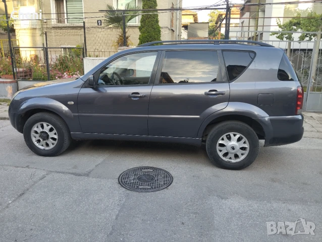 Джип Рекстън 2.7 HDI ., снимка 3 - Автомобили и джипове - 49611767