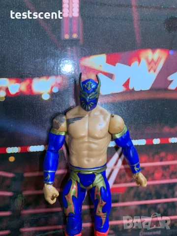 Екшън фигура WWE Sin Cara Син Кара Basic Series Lucha играчка BLUE, снимка 5 - Колекции - 49511487