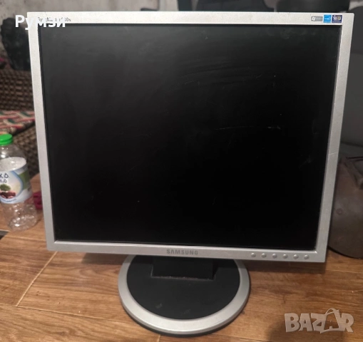 Монитор Samsung Syncmaster 940n 19 инча