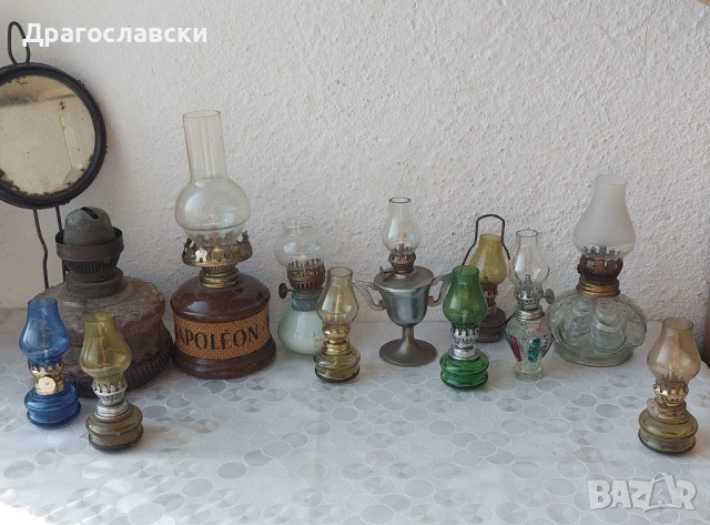 стъклени разни: Стара синя газена лампа, красива и други стъклени лампа, стъклена газена