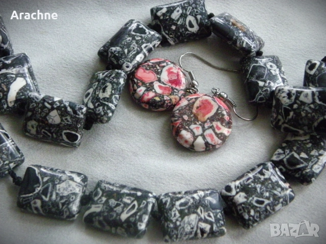 Колие и обици от кости на динозаври-dinobone, снимка 2 - Колиета, медальони, синджири - 42124917