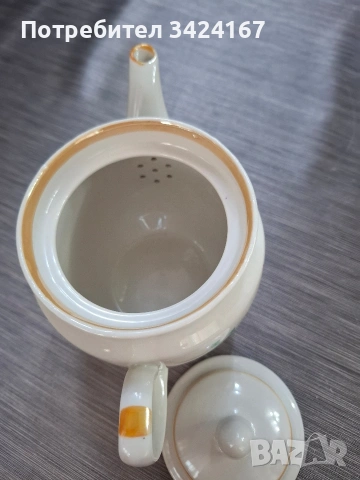 Захарница, латиера и чайник от порцелан , снимка 15 - Сервизи - 53748054