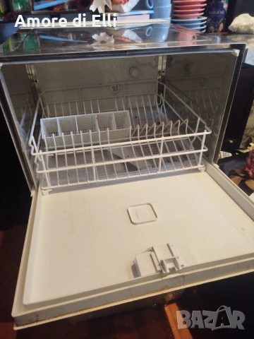 Малка съдомиялна машина в отлично състояние , снимка 2 - Съдомиялни - 53853804