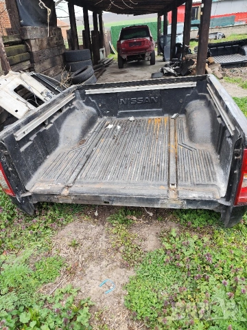 Кош-Леген-Nissan Navara D40 -2.5dci-174кс-2006г, снимка 2 - Части - 53885777