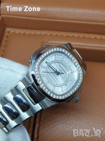 Patek Philippe Nautilus 32mm White Gold Diamond Дамски Различни Варианти, снимка 8 - Дамски - 47991324