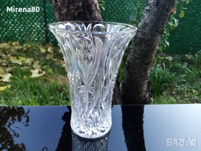 Масивна кристална ваза