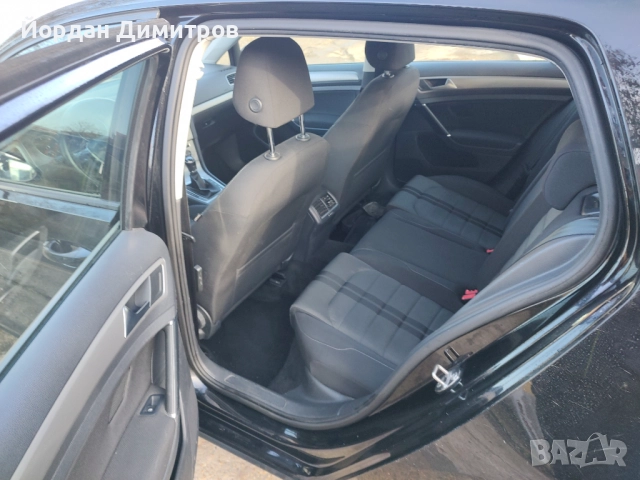 Volkswagen Golf VII 1.6 TDI , снимка 10 - Автомобили и джипове - 52628323