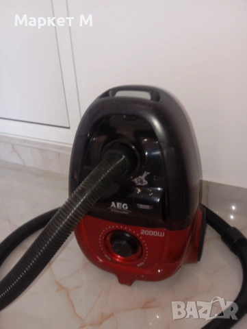 Прахосмукачка AEG, снимка 3 - Прахосмукачки - 53848959