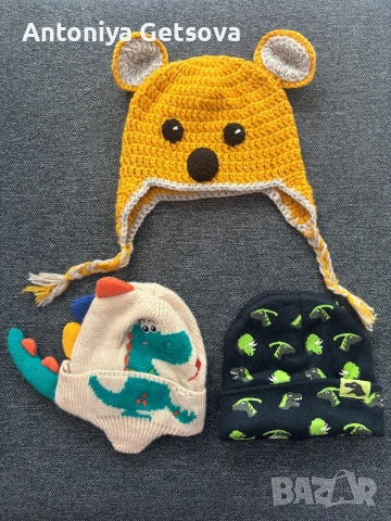 Зимни шапки