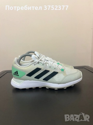Оригинални маратонки Adidas 42 номер , снимка 5 - Маратонки - 53960413