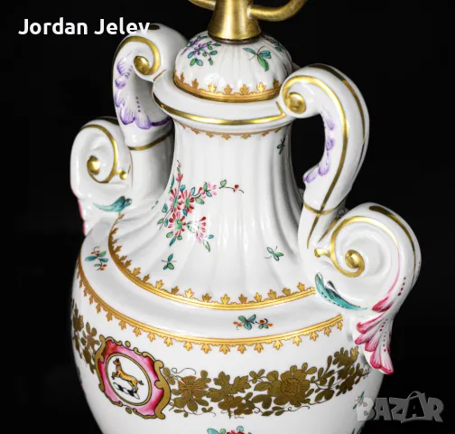 Порцеланова лампа от Porcelaine de Paris., снимка 3 - Настолни лампи - 50295538