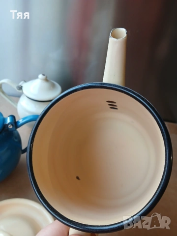 Емайлирано чайниче и черпаци , снимка 6 - Антикварни и старинни предмети - 53449861