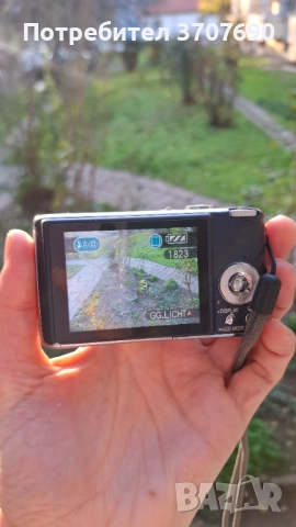 Компактен дигитален фотоапарат Panasonic Lumix FX7, снимка 2 - Фотоапарати - 52513418