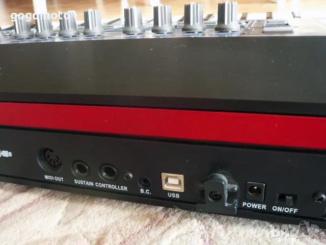 CME UF6 Master Keyboard, синтезатор, клавир, йоника, пиано, 🎹, орган, миди система, снимка 5 - Друга електроника - 50428329