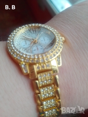 ДАМСКИ ЧАСОВНИК ТИП РОЛЕКС, С КАМЪНИ, снимка 5 - Луксозни - 53401915