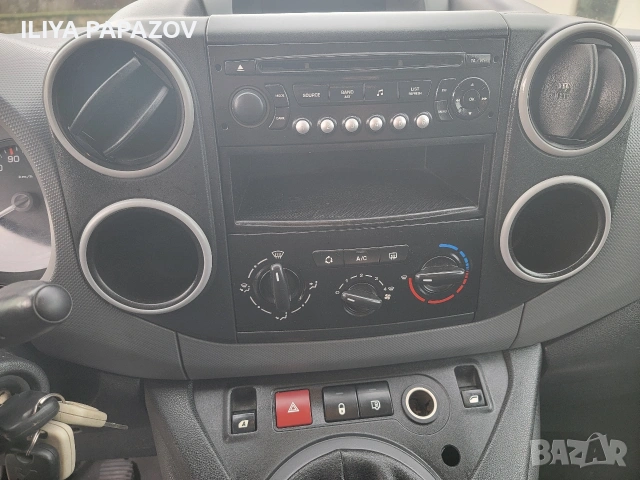 Peugeot Partner, снимка 12 - Автомобили и джипове - 53090054