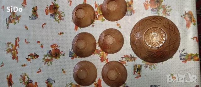 2 различни комплекта "Купа с 5-6 малки купички от кафяво стъкло, снимка 6 - Сервизи - 50872020